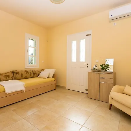 Villa The 
